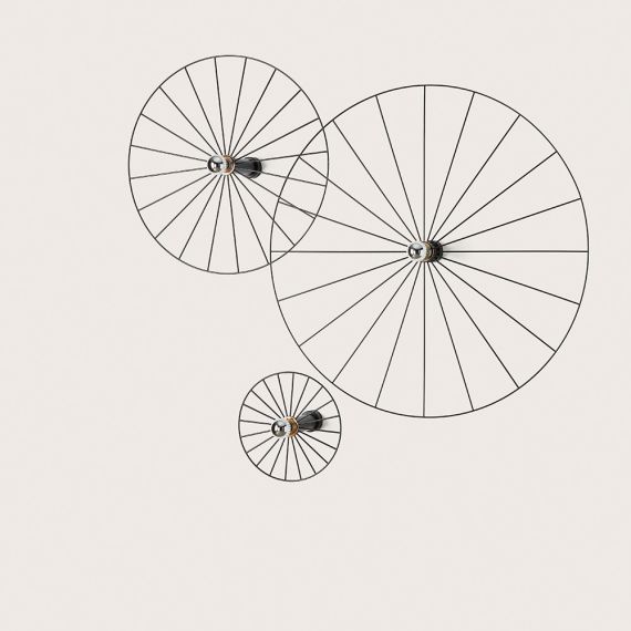 BICICLI B/W Wall light made of wire in the shape of a spoked wheel