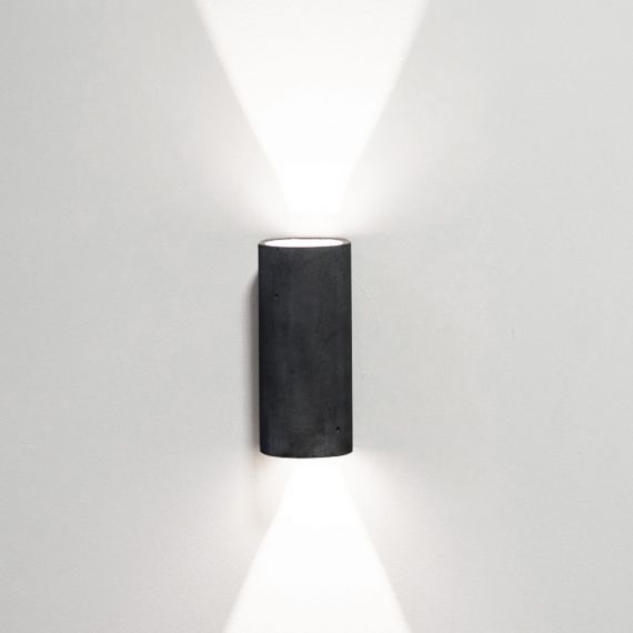 <p>Minimalistisches Up&Down Light zur indirekten und energiesparenden Beleuchtung von Wohn- und Objektrumen.</p>