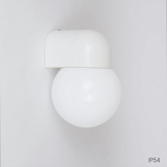 ASTA wall light made of porcelain IP54