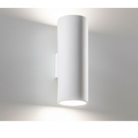 UMA Cylindrical ceramic wall light Schlicht-weie Wandlampe aus Keramik.